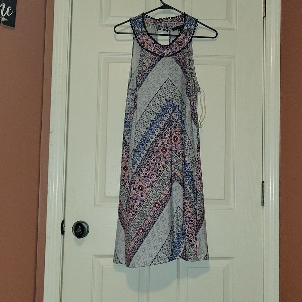 XL sleeveless Dress multi colored